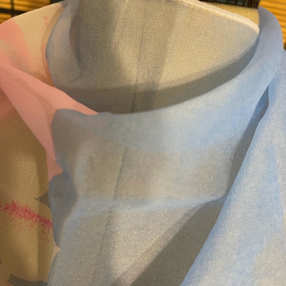 Blue and pink sheer chiffon scarf - Picture 6 of 8